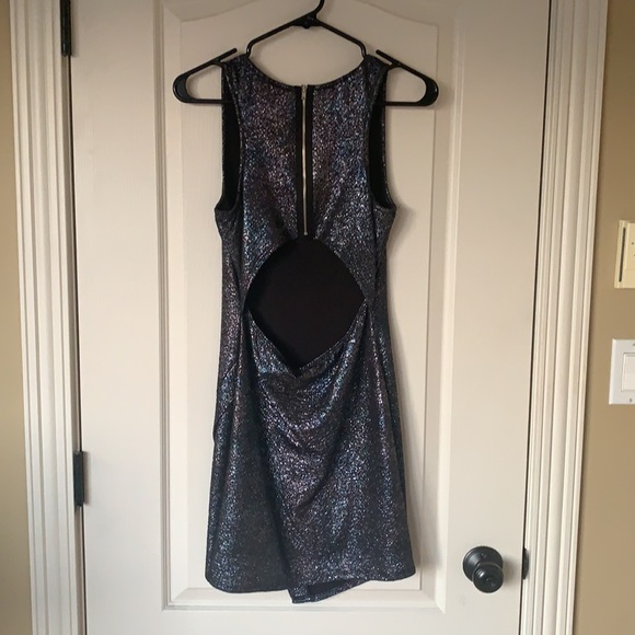 Dress - Picture 2 of 3